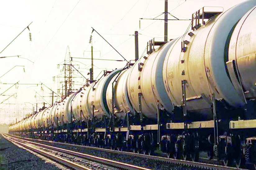 Azerbaijan exports nearly 588,000 tons of petroleum products in January–October