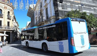 El Ayuntamiento pone en marcha un servicio de autobuses lanzadera para facilitar la movilidad de cara a la celebración de las zambombas de Navidad