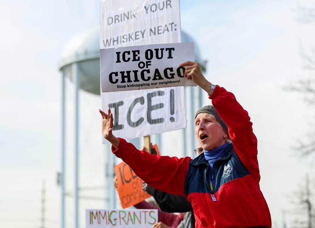 Rumors of ICE agents housed in Deerfield area sparks protests