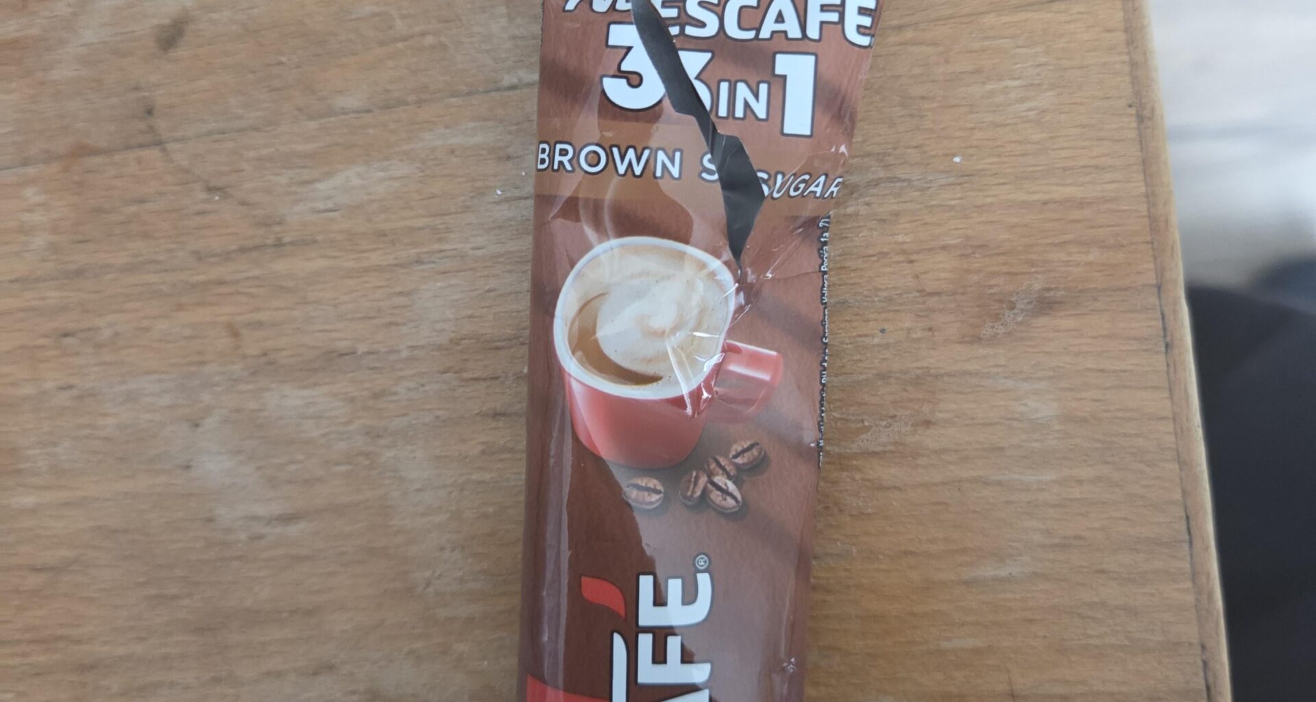 Как нескафе не се научиха да правят нормална опаковка