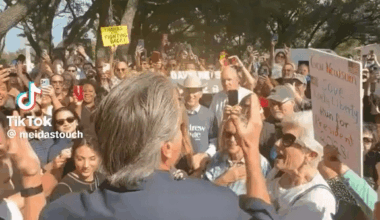 WOW: California Gov. Gavin Newsom gets a rock star welcome in Houston, Texas — greeted by cheering crowds lined up outside his rally today. 11/8/25