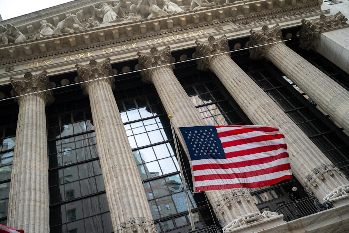 Dow, S&P 500, Nasdaq sink as worries on AI, US economy hit markets before Nvidia earnings