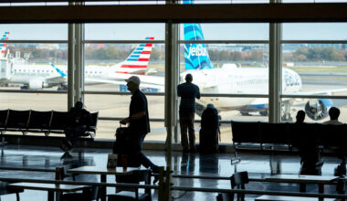 FAA reductions in air traffic enter second day as US flights delayed and canceled