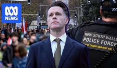 Legal experts, civil libertarians warn the NSW government is 'eroding' the right to protest