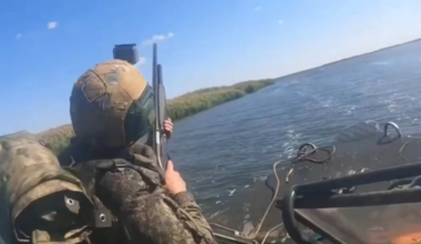 Moments of the attack by Ukrainian FPV drones on Russian boats with Russian soldiers on board in the Kherson region. [Russian POV]