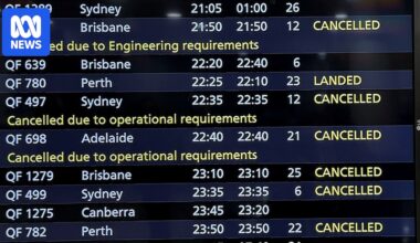 Qantas terminal at Melbourne Airport evacuated and flights delayed due to fire