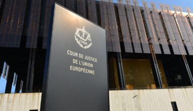 Państwo członkowskie ma obowiązek uznać małżeństwo pary tej samej płci zawarte legalnie w innym kraju Unii Europejskiej, nawet jeśli prawo tego państwa nie uznaje tego typu związków — orzekł we wtorek Trybunał Sprawiedliwości Unii Europejskiej. Sprawa dotyczy pary Polaków.