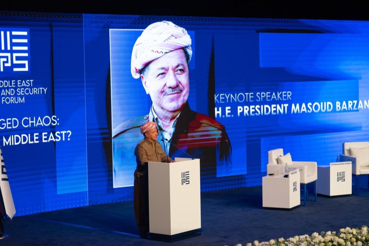 The image shows Kurdish leader Masoud Barzani giving a keynote speech at the Middle East Peace and Security (MEPS) Forum held in Duhok. (Photo via Instagram/ AUK)