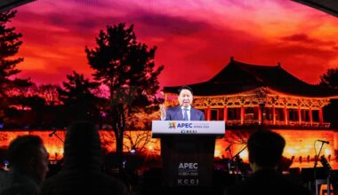 SK chairman says Korea can serve as ‘test bed’ for global AI development