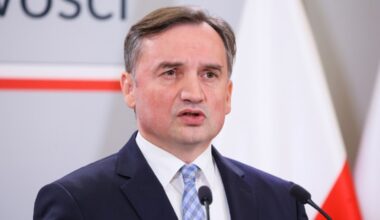 Ziobro przerywa milczenie. "Nie uciekam, nie złożyłem wniosku o azyl" - Polska