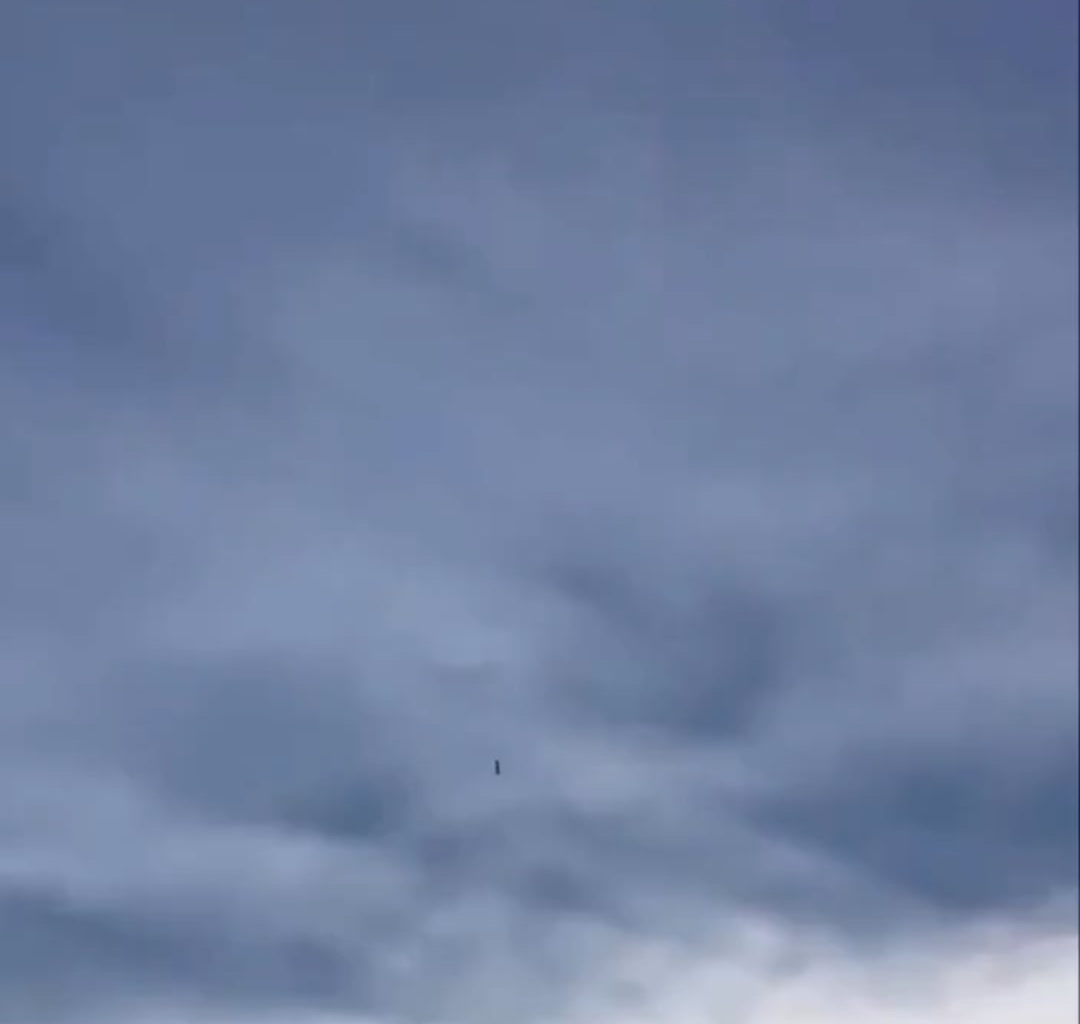 Ukrainian F-16 chasing a russian KH missile over Ukraine