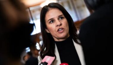 Advocate fires back at Minister over 'disgusting' schools Te Tiriti list