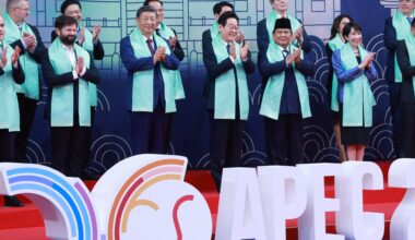 APEC leaders wrap up summit after Trump and Xi reach truce in trade war | Business and Economy News