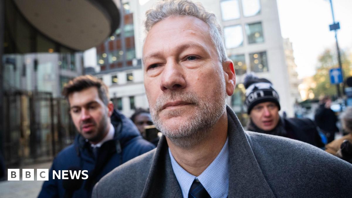 Former Welsh Reform leader jailed for pro-Russia bribery