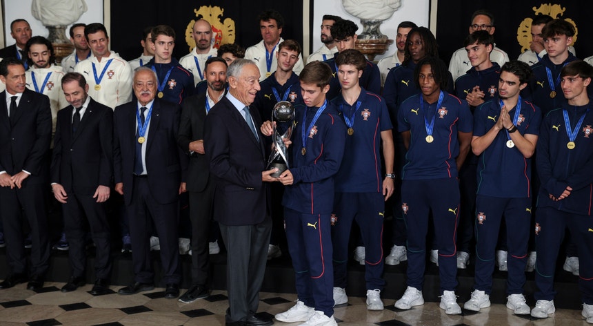 Campeões do mundo. Presidente da República vai condecorar jogadores dos sub-17 com a Ordem do Mérito