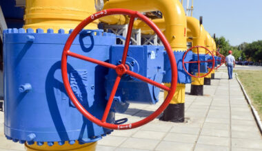 Ukraine’s Naftogaz Boosts US LNG Imports Amid Russian Strikes