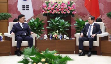 Nat'l Assembly speaker discusses cooperation on nuclear power, high-speed rail with Vietnamese counterpart