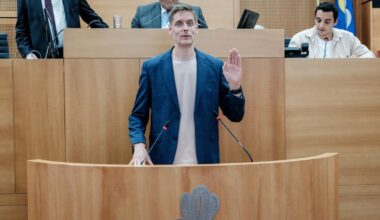 PVDA hekelt Brusselse woonvergoedingen voor ministers: “Onverdedigbare privileges”