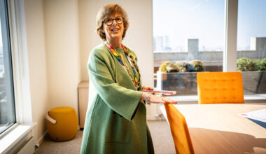 Euroclear versterkt positie De Wever met brief aan Von der Leyen over Russisch geld: “Vier grote risico’s”