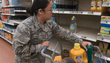 'Real panic': Military families in 'full-blown crisis' over being unable to afford food