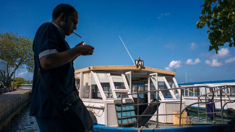 Maldives just made it illegal for anyone born after 2007 to smoke