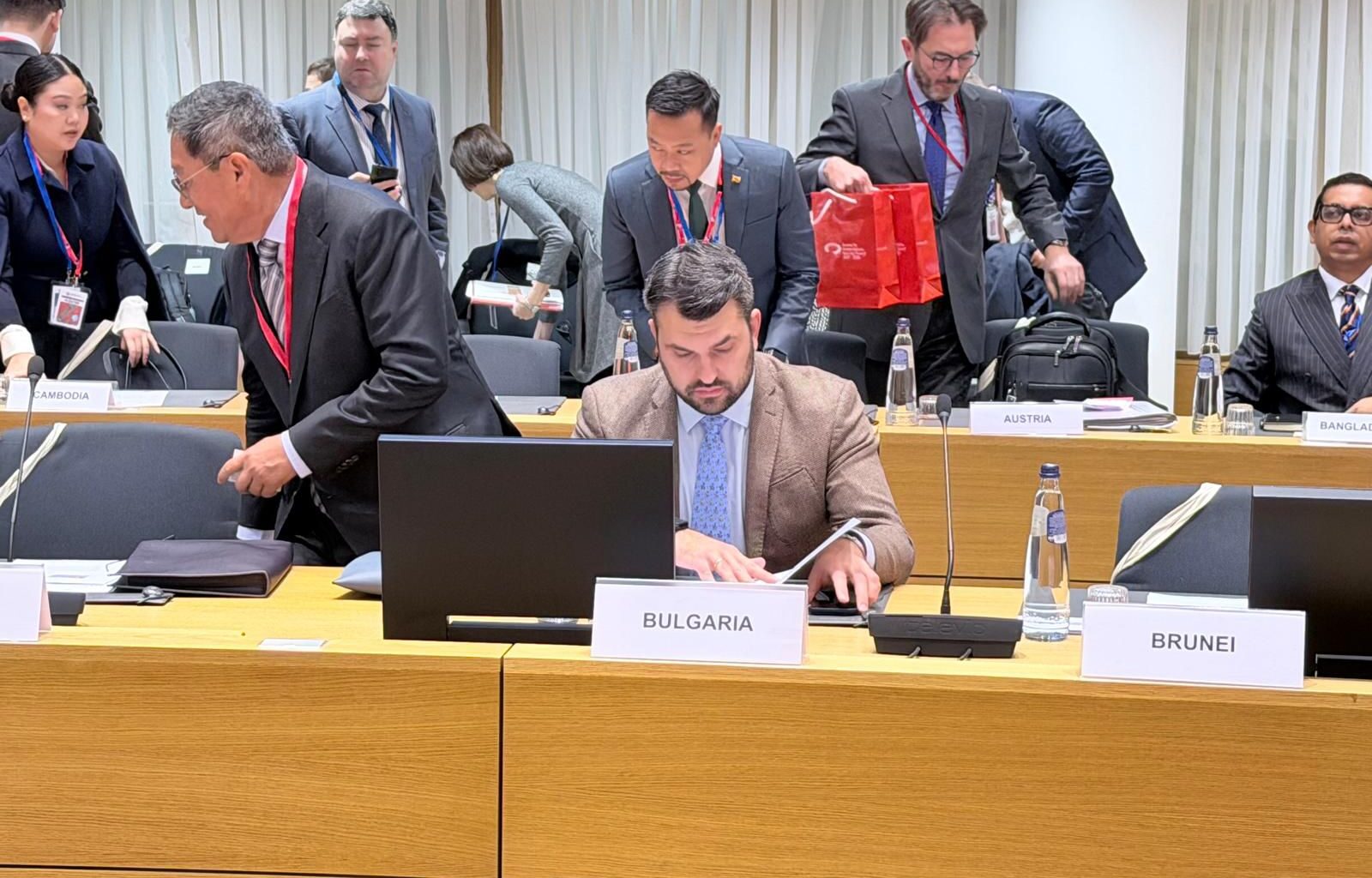 Bulgaria highlights rising geopolitical risks at Brussels forum (PHOTO)