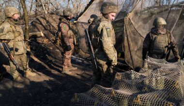 Ukraine sends special forces to eastern city Pokrovsk amid Russia offensive | Russia-Ukraine war News