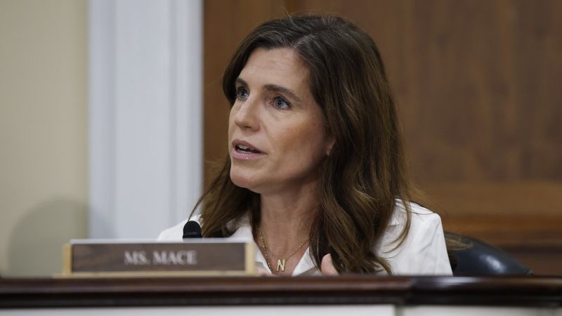 Rep. Nancy Mace berated Charleston airport police due to missing escort, incident report says