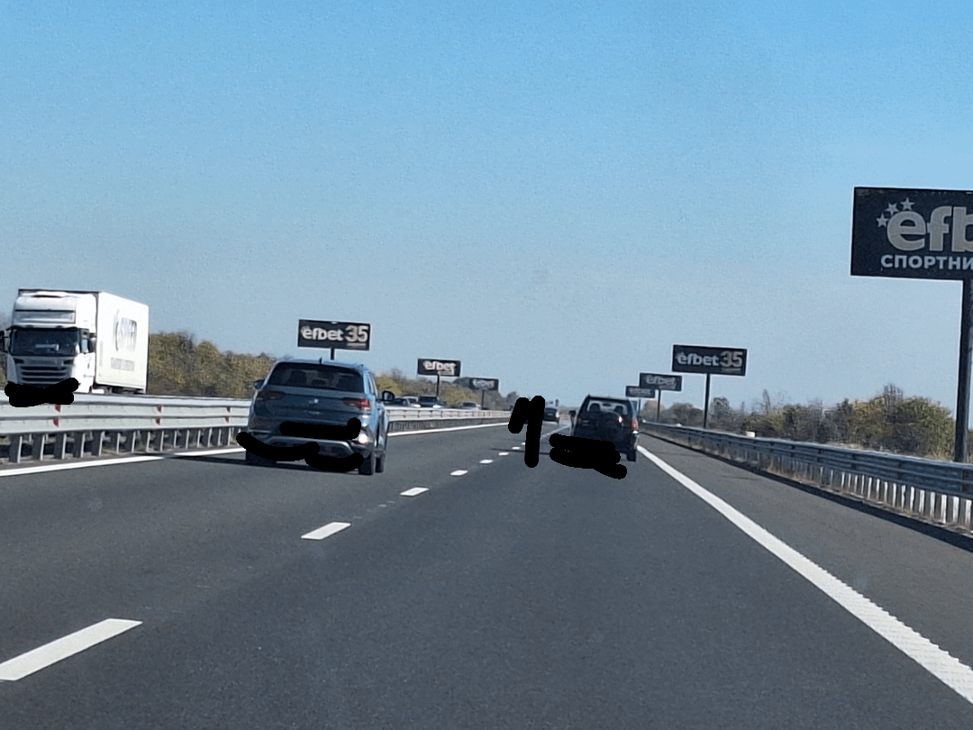 '35 години Efbet' дано и да ви е последна.