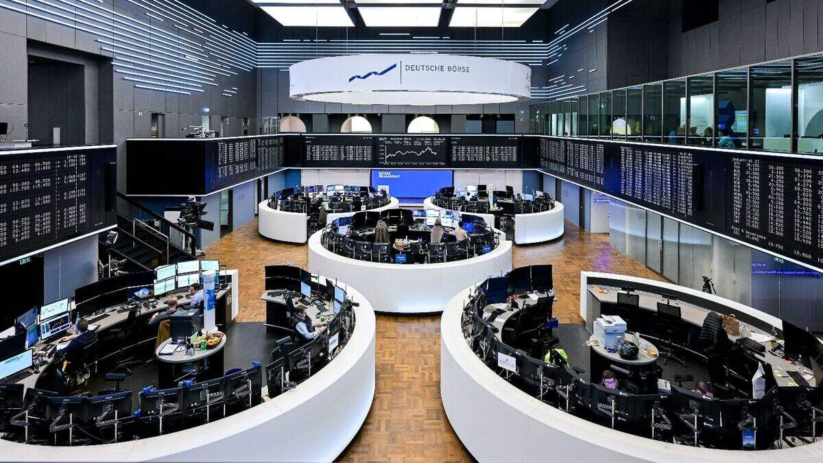 Die Deutsche Börse Group hat in Luxemburg mehrere Einheiten, vor allem den Hauptsitz von Clearstream. Insgesamt beschäftigt die Deutsche Börse Group in Luxemburg rund 1.304 Mitarbeiter (Stand Ende 2024).