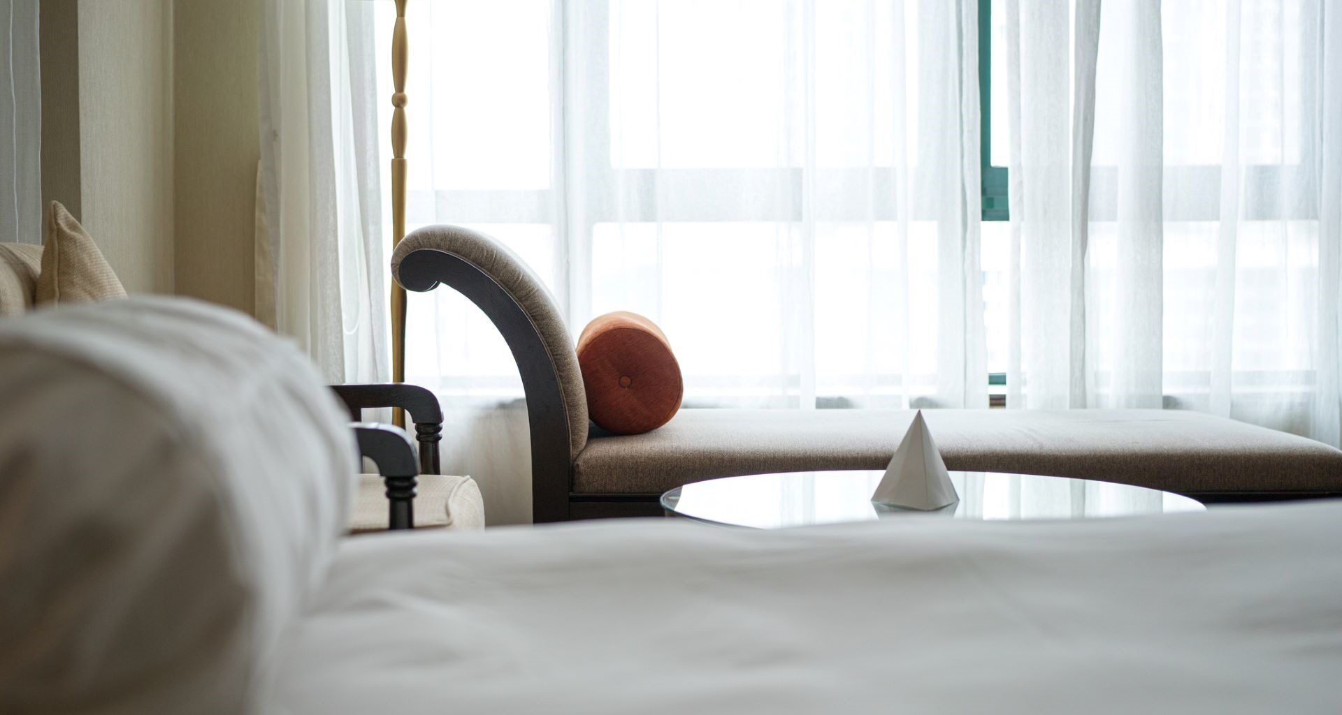 Hotels, restaurants, and cafes throughout EU member states will no longer offer certain products in single-use packaging.