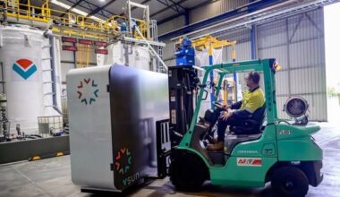 WA plans 10-hour flow battery install to boost power reliability. The Western Australia government is looking to deploy a 500MWh Vanadium Flow Battery energy storage system with up to 10 hours of discharge capacity to help improve regional power reliability in the state’s Goldfields region.