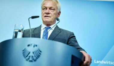 Umsatzsteuer bleibt teils bei Landwirten: Bund plant wohl illegales Steuergeschenk für Bauern