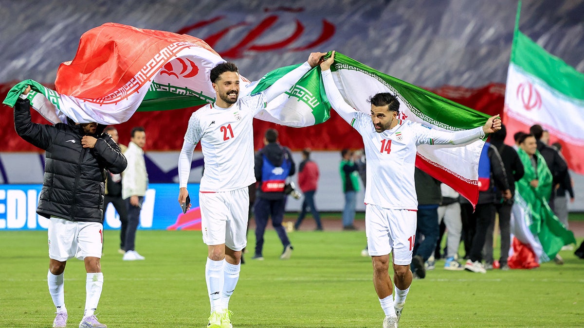 Iran players