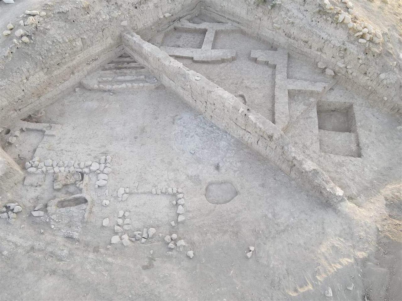 Archaeological excavations at the Kani Shaie site in northern Iraq have revealed traces of a “monumental” structure believed to be at least 5,000 years old. (Photo via Kani Shaie Archaeological Project)