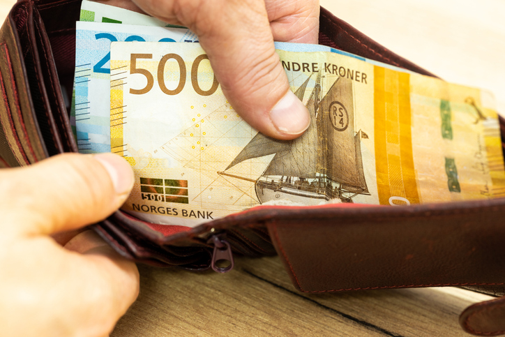 Norway eyes cap on ‘expensive beyond reason’ student legal fees