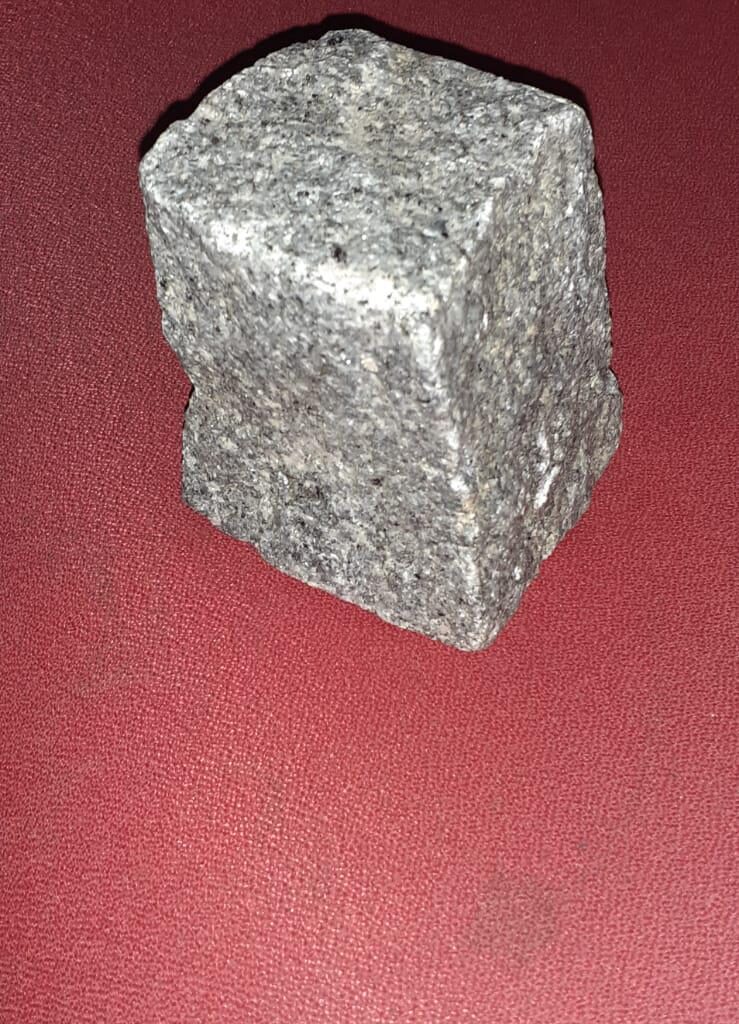 Potřebuju dobrý jméno pro dlažební kostku.