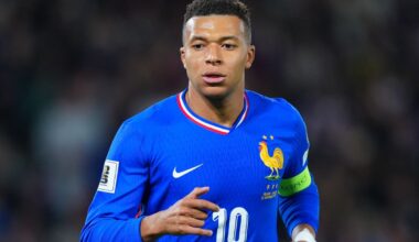 Kylian Mbappé reportedly causing discomfort within France squad after Deschamps releases star