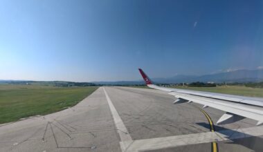 [OC] Turkish Airlines flight TK1006 from Skopje to Istanbul (Part 1)