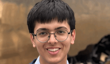 "Chacun d'entre nous est un leader": l'appel de Dev Karan, jeune activiste indien de 17 ans