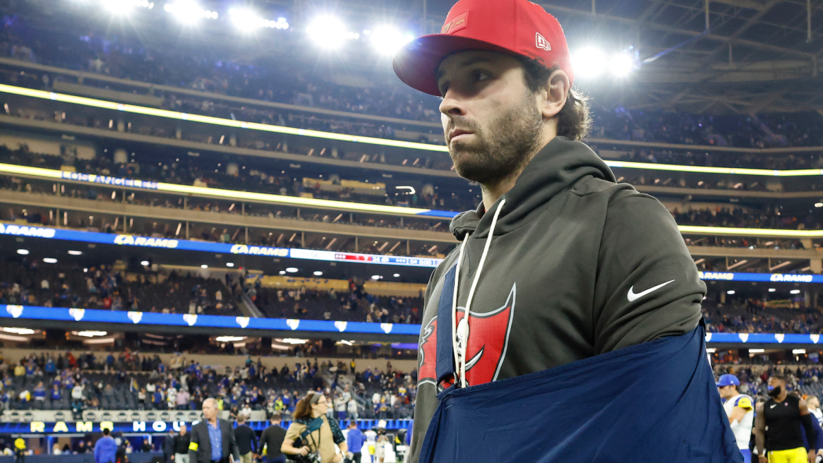 Baker Mayfield injury: Buccaneers QB 'sore' as Teddy Bridgewater gets first-team reps