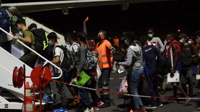 Η Γερμανία πιέζει για επιστροφές προσφύγων στην Ελλάδα