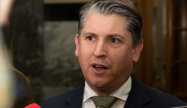 Former MP Michael Wood announces bid to return to politics