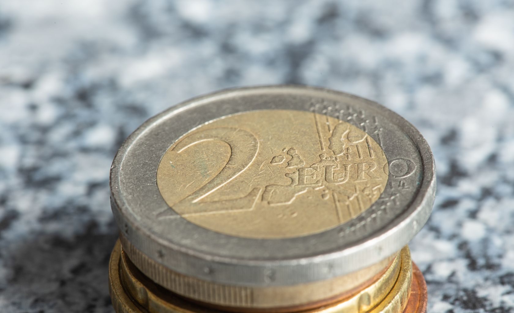 Portuguese €2 coins worth more than their face value