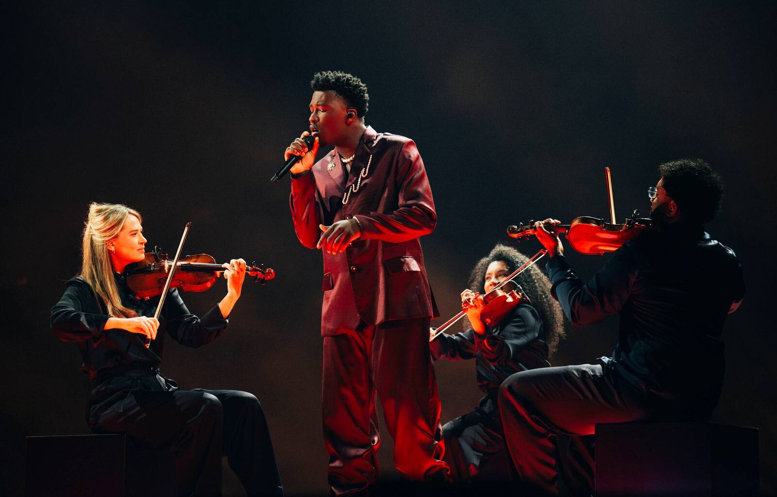 Netherlands: Avrotros Faces a Critical Dilemma | A Different Broadcaster for Eurovision from 2027? - Eurovision News | Music