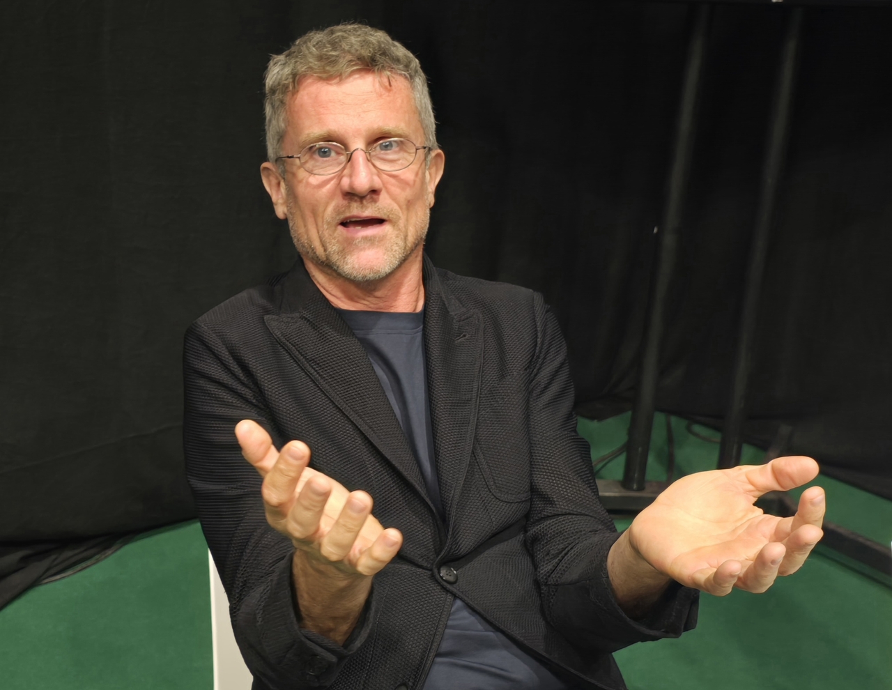 Carlo Ratti Associati Director Carlo Ratti speaks with The Korea Herald on the sidelines of the Smart City Expo World Congress held at Fira Barcelona Gran Via, in Barcelona on Tuesday. (Jie Ye-eun/The Korea Herald)