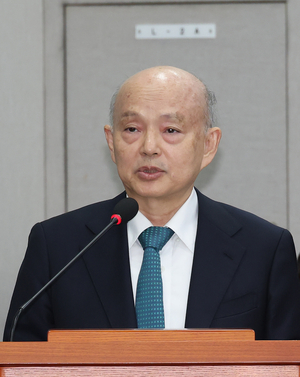 Seoul's human rights chief urges government to help NK prisoners of war in Ukraine come to South Korea