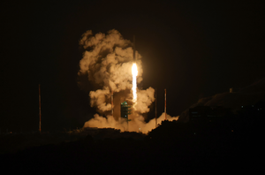 Lee hails successful launch of 4th space rocket
