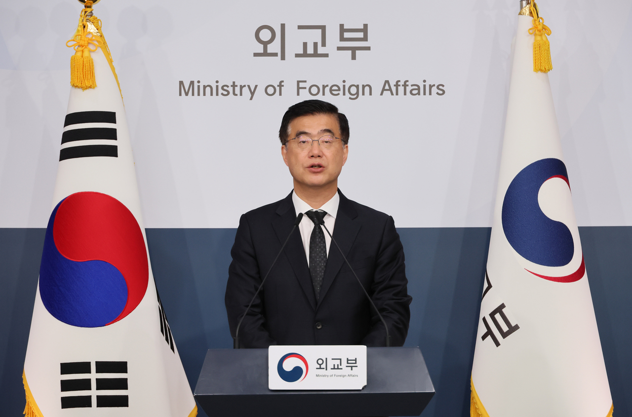 Lee Jae-woong, spokesperson for the Ministry of Foreign Affairs, speaks during a regular press briefing at the government complex in Jongno-gu, Seoul, Thursday. (Yonhap)
