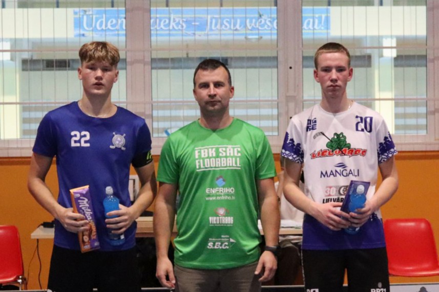 Latvijas Florbola savienība » LV » 2025/2026 » Jaunumi » "Lielvārdes SC/Ogre" Ādažos pārspēj "FBK SĀC"